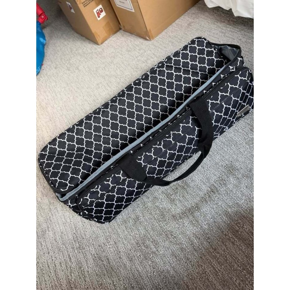Cricut Explore Air 2 Cutting Machine + Carrying Case - Picture 9 of 9